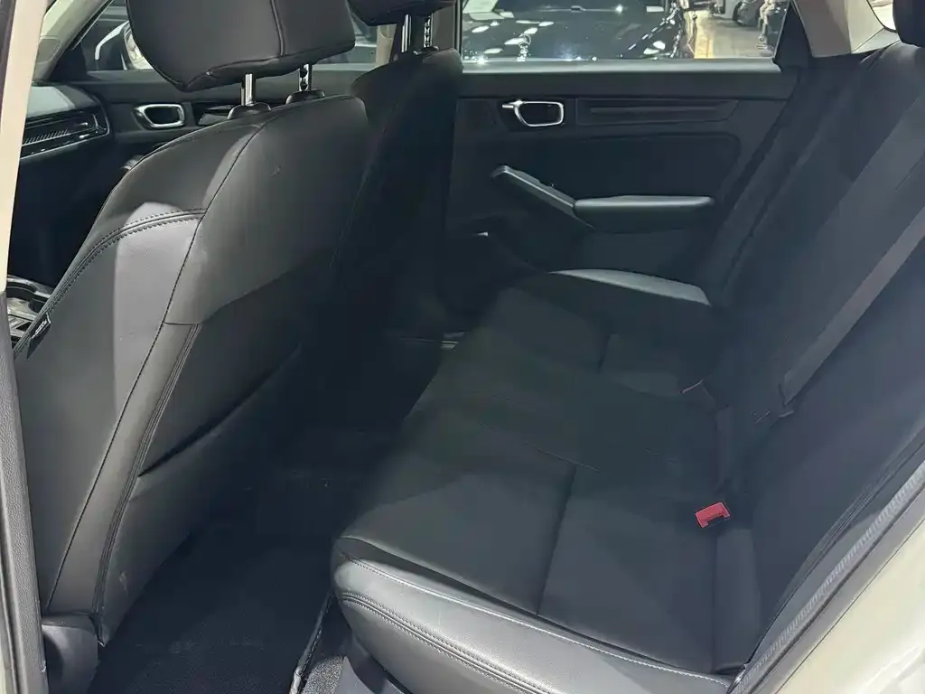 Honda Civic — фото 2