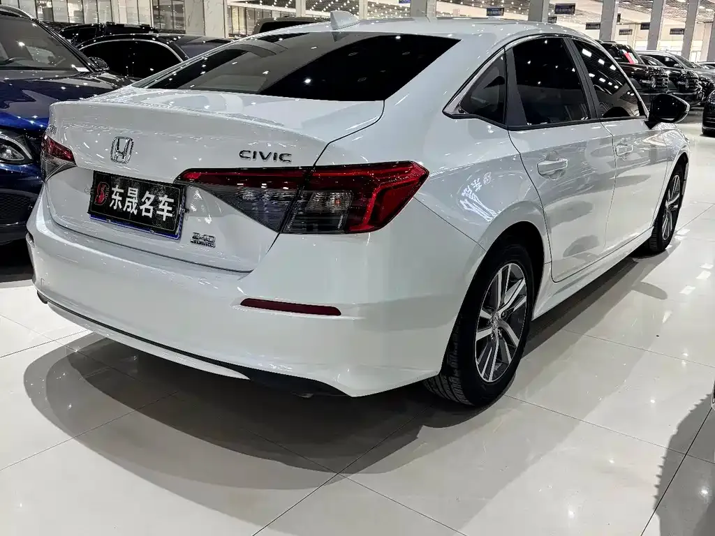 Honda Civic — фото 7