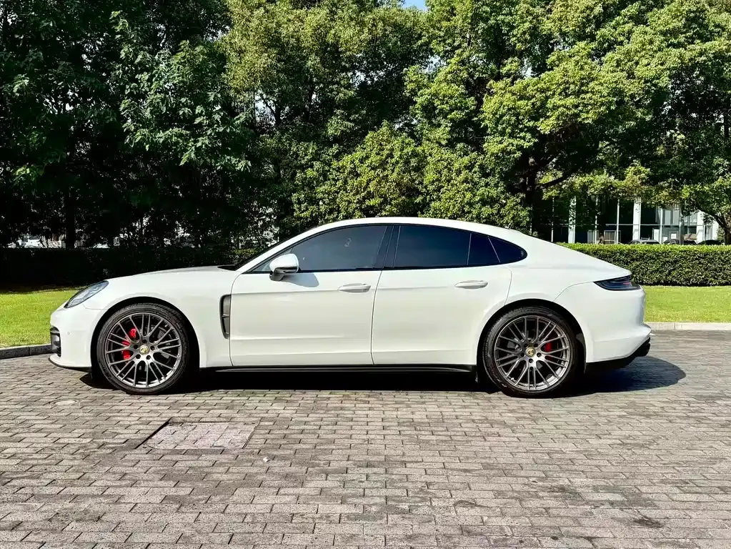 Porsche Panamera — фото 10