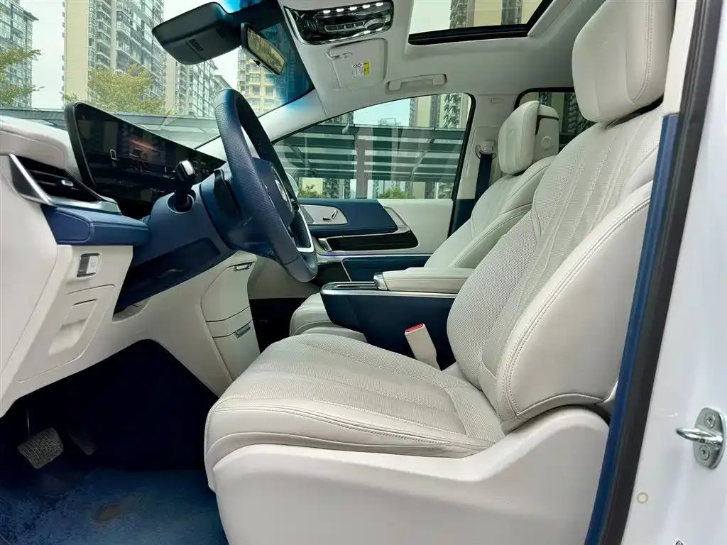 Buick Century 2023 из CN, фото 4