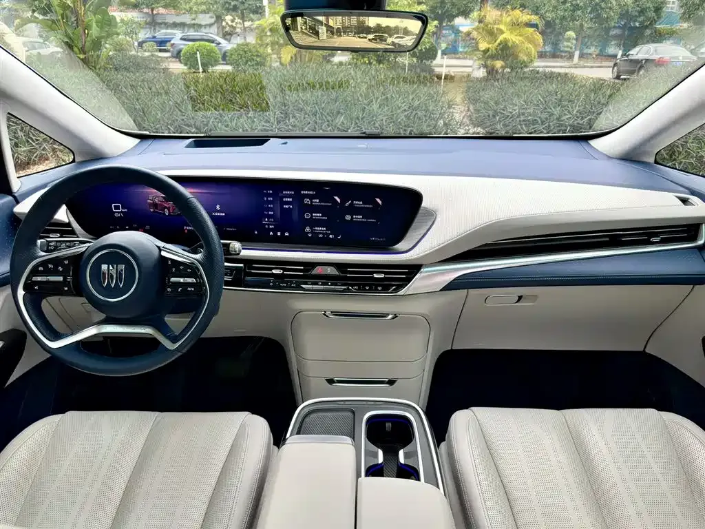 Buick Century 2023 из CN, фото 6