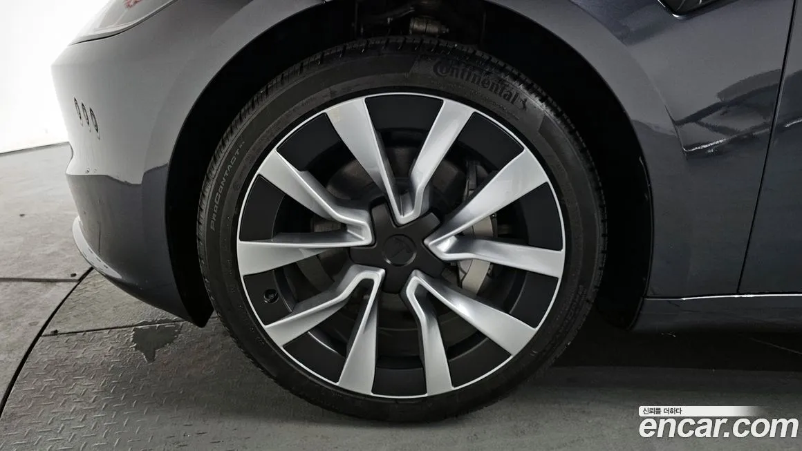 Tesla Model 3 — фото 6