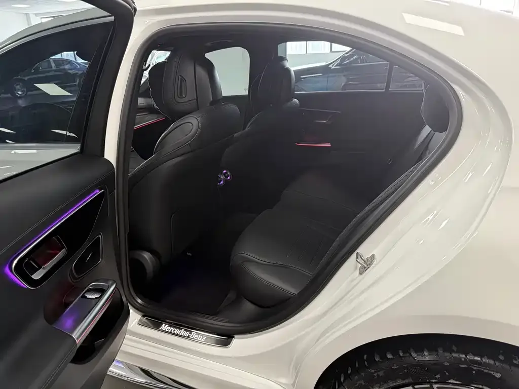 Mercedes-Benz C-Class 2025 из CN, фото 6