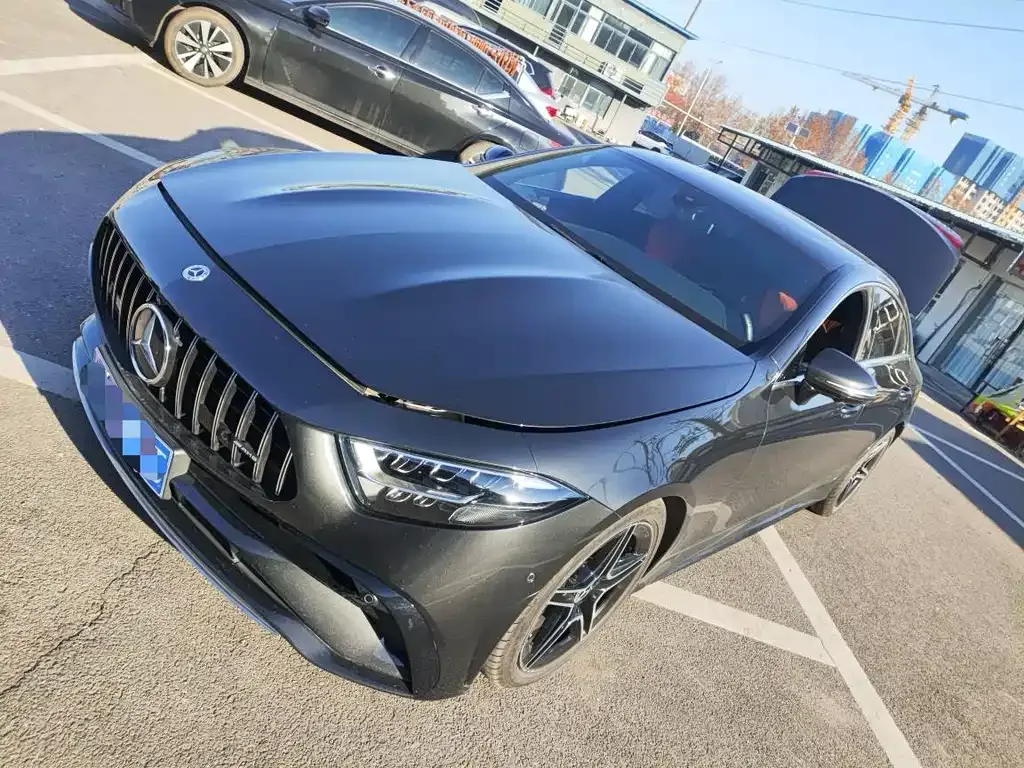 Mercedes-Benz CLS — фото 1