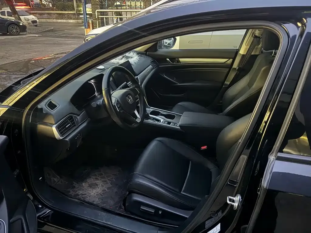 Honda Accord 2021 из CN, фото 3