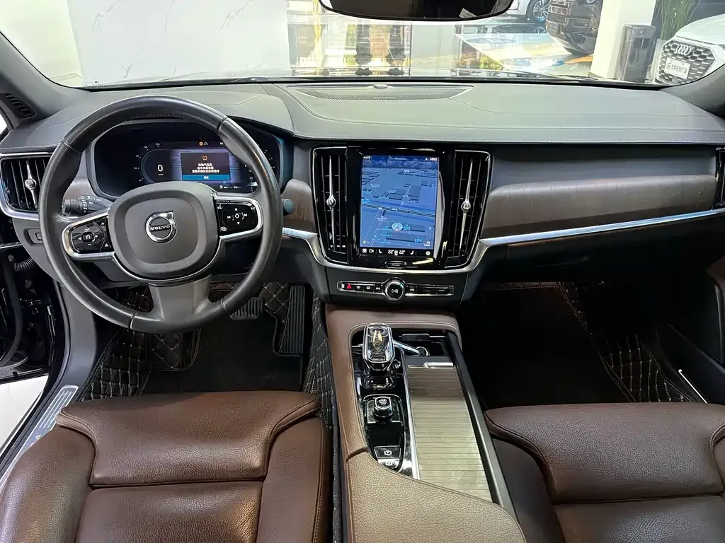Volvo S90 2022 из CN, фото 4