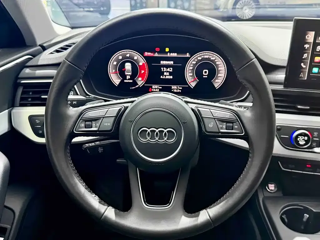 Audi A4L 2021 из CN, фото 7