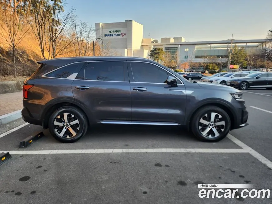 Kia Sorento — фото 3