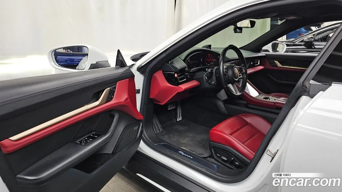 Porsche Taycan 2022 из KR, фото 6