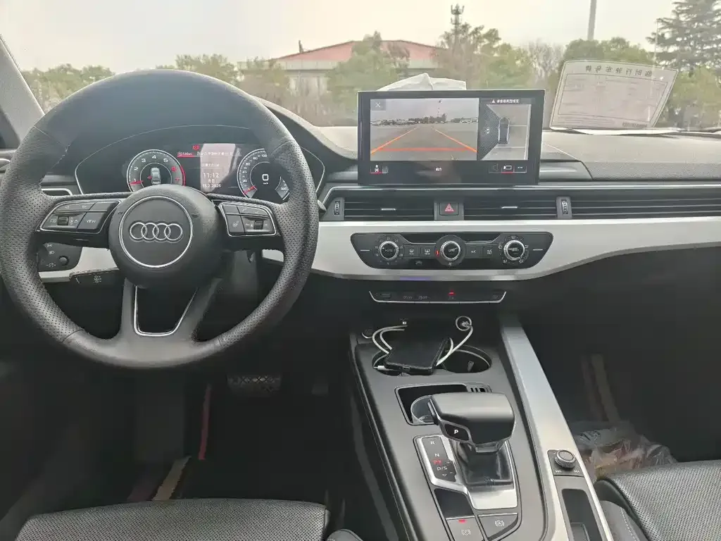 Audi A4L 2022 из CN, фото 5
