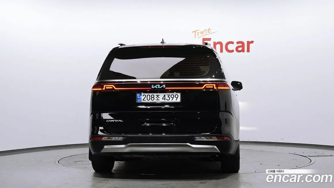Kia Carnival 2023 из KR, фото 2