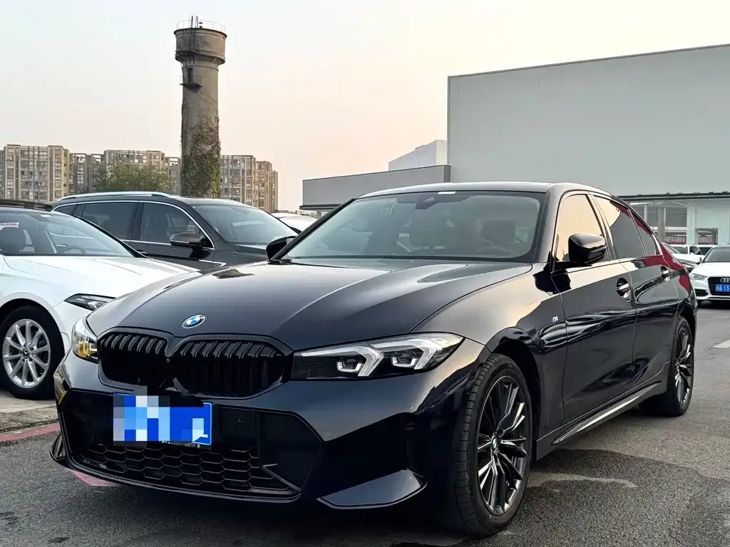 BMW 3 Series — фото 1