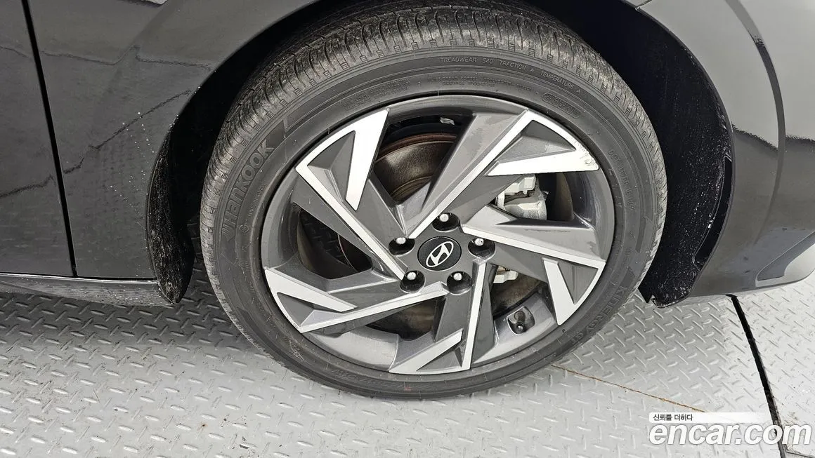 Hyundai AVANTE — фото 5