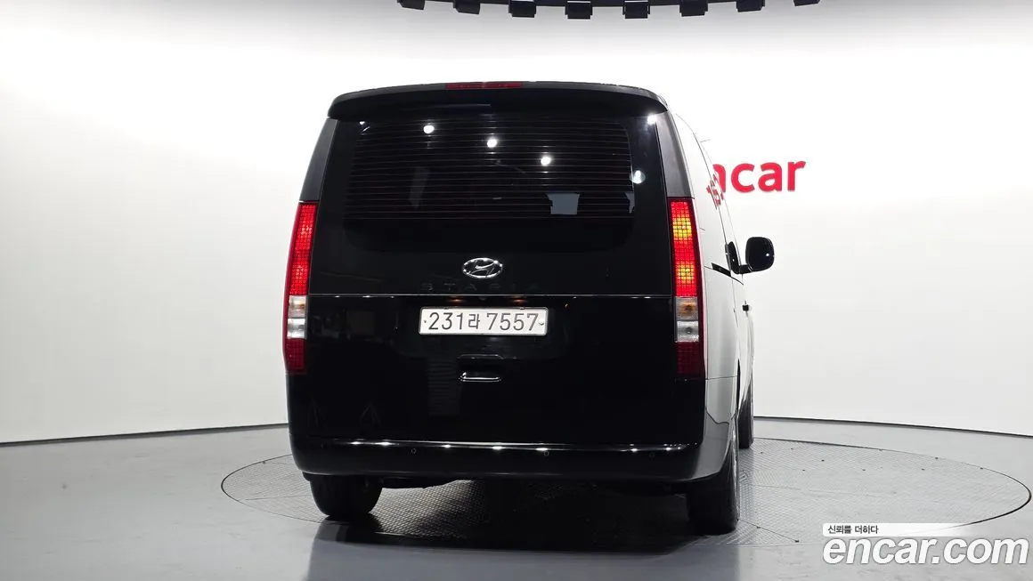 Hyundai Staria 2023 из KR, фото 4