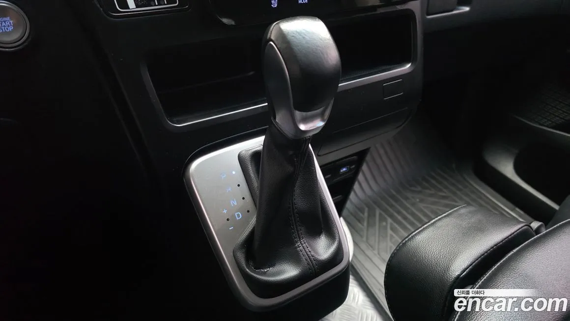 Hyundai Staria 2023 из KR, фото 5