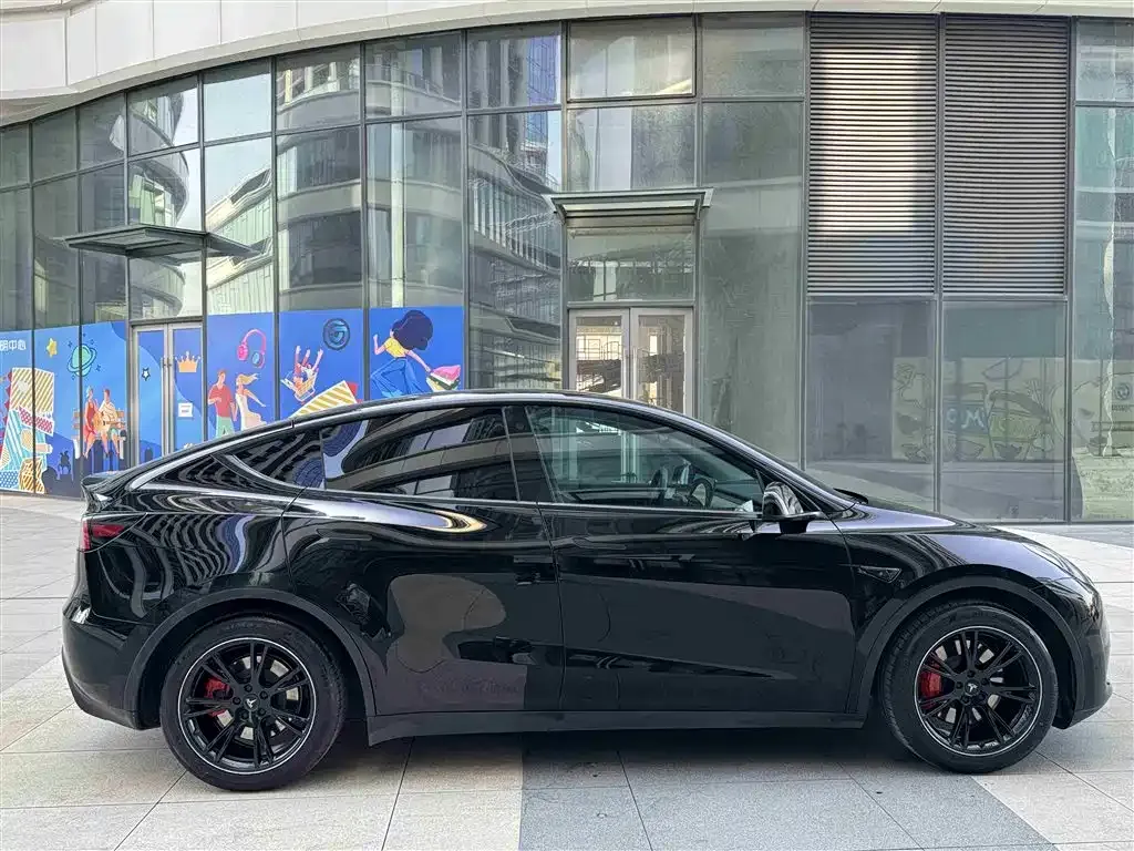 Tesla Model Y 2022 из CN, фото 8