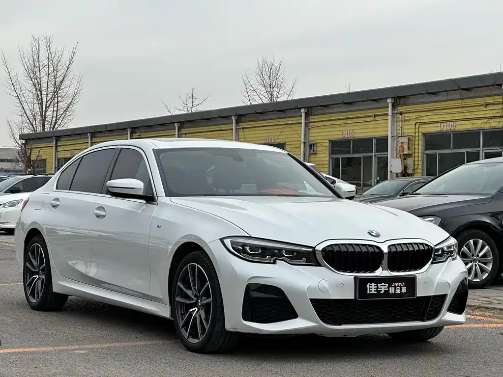 BMW 3 Series 2022 из CN, фото 8