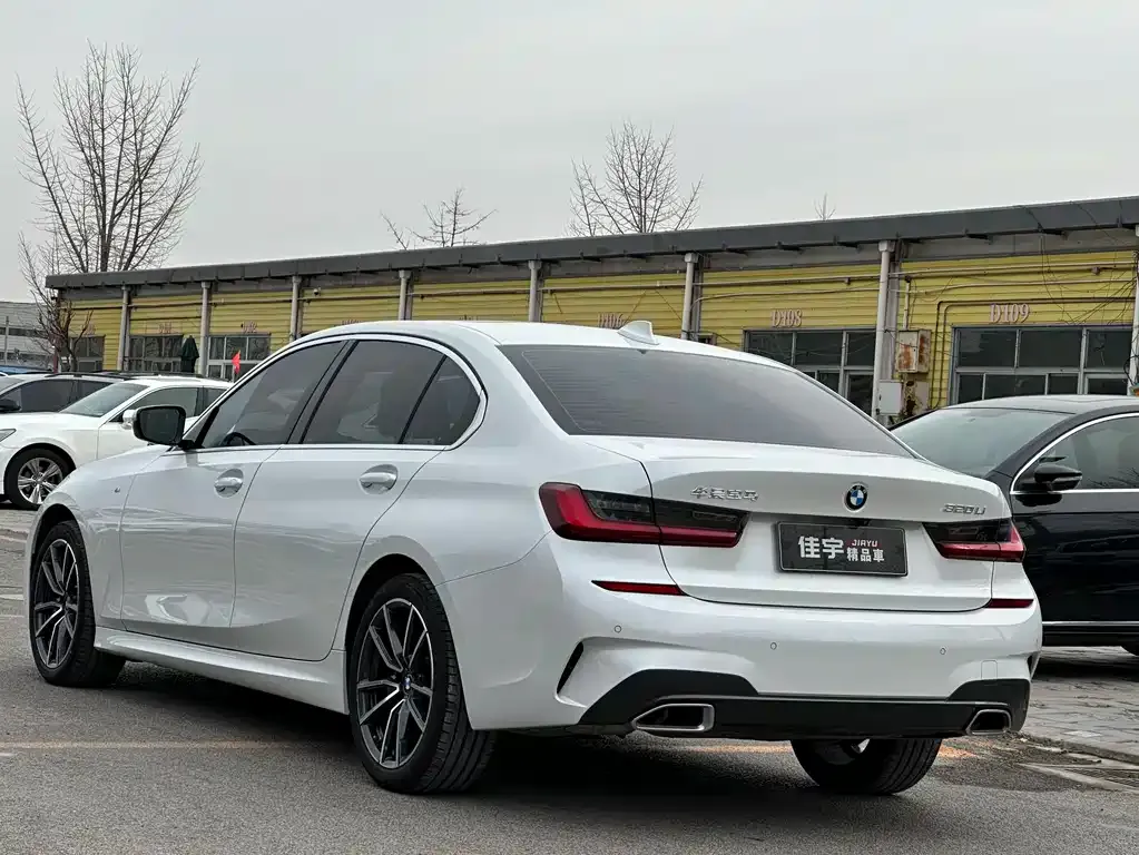 BMW 3 Series 2022 из CN, фото 9