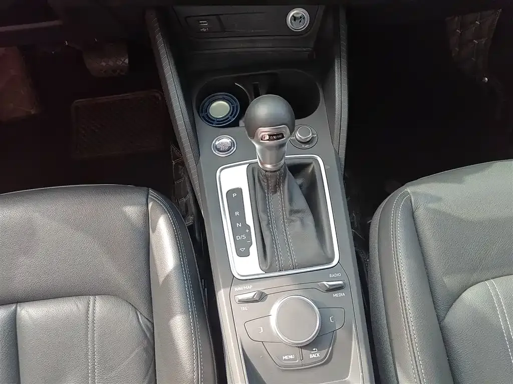 Audi Q2L 2022 из CN, фото 9