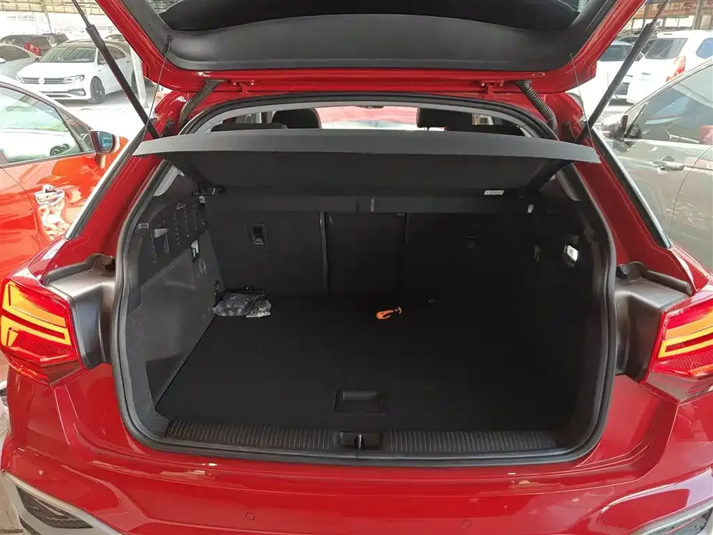 Audi Q2L 2022 из CN, фото 4