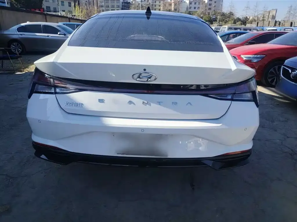 Hyundai Elantra 2022 из CN, фото 2