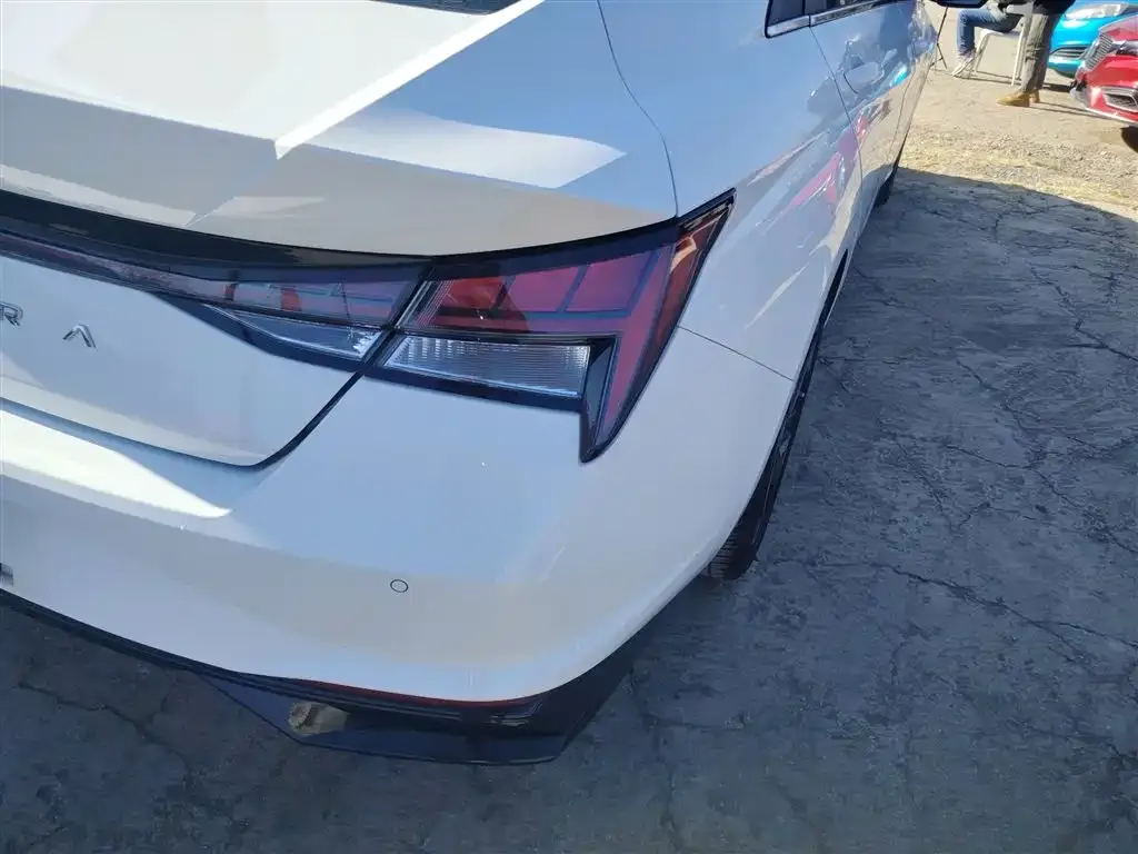 Hyundai Elantra 2022 из CN, фото 7