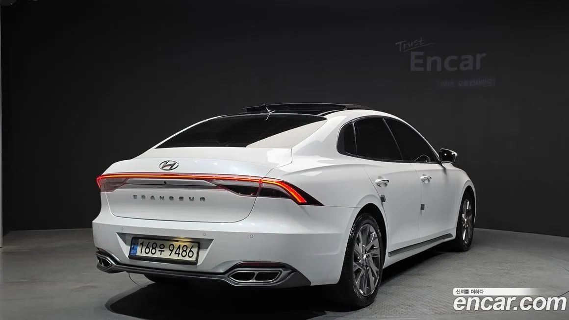 Hyundai Grandeur 2022 из KR, фото 9