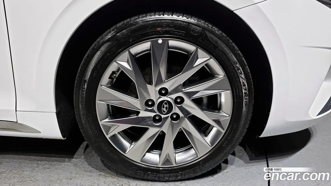 Hyundai Grandeur 2022 из KR, фото 3