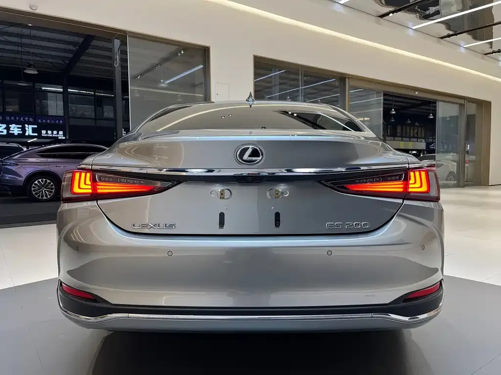 Lexus ES 2024 из CN, фото 3