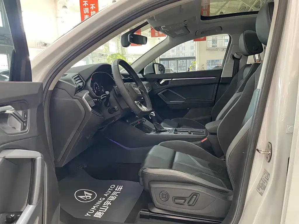Audi Q3 Sportback — фото 8