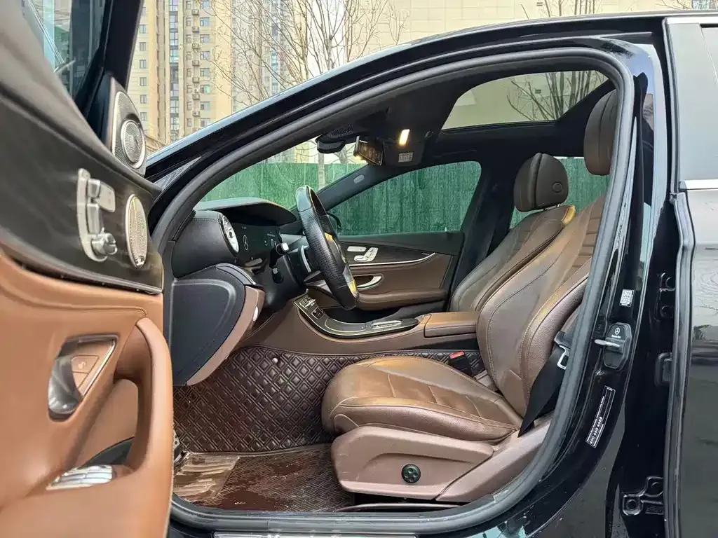 Mercedes-Benz E-Class 2021 из CN, фото 4