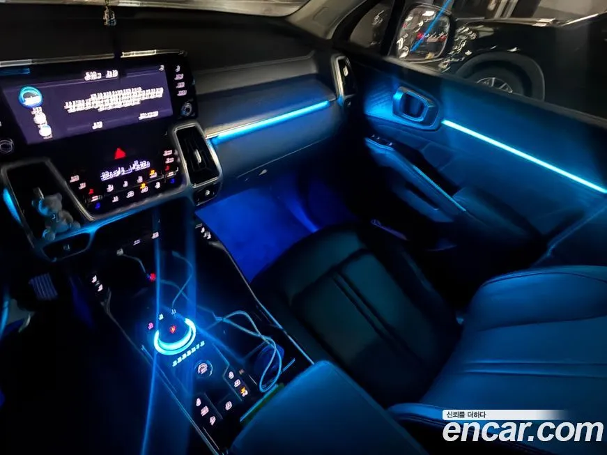Kia Sorento — фото 6