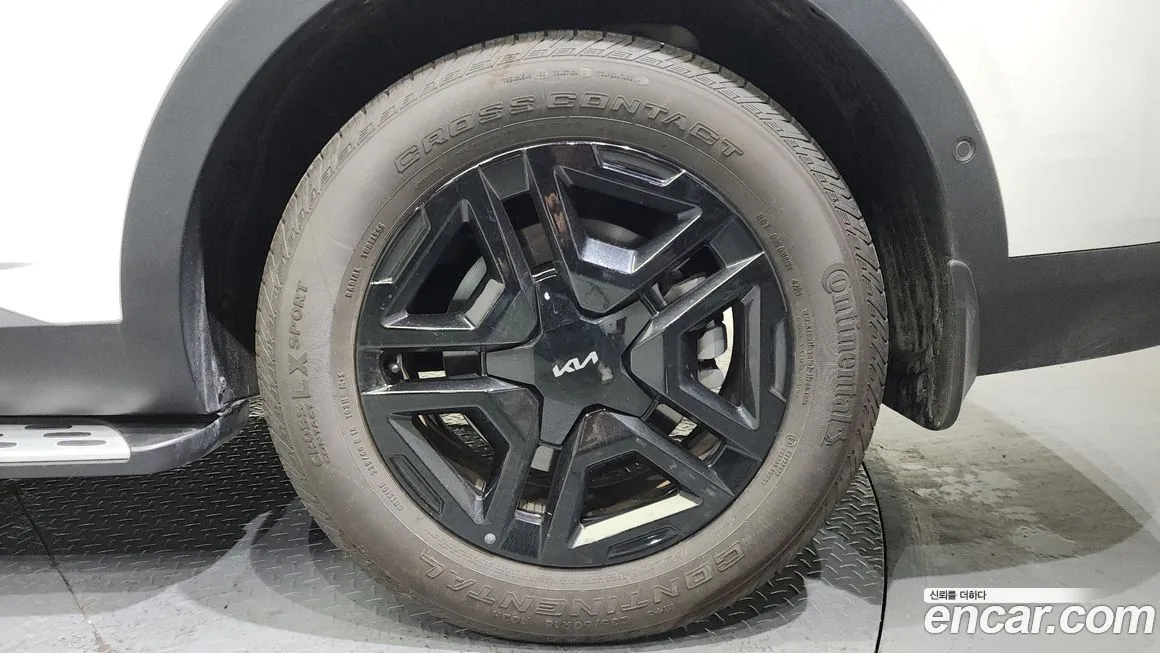 Kia Sorento — фото 8
