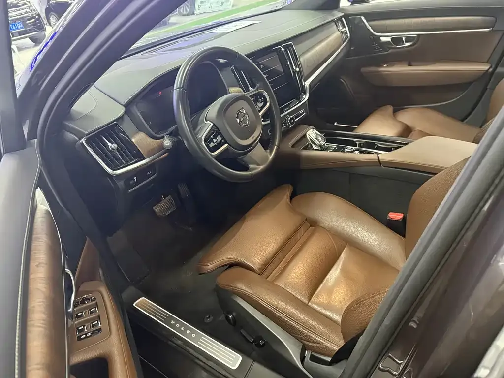 Volvo S90 2021 из CN, фото 5