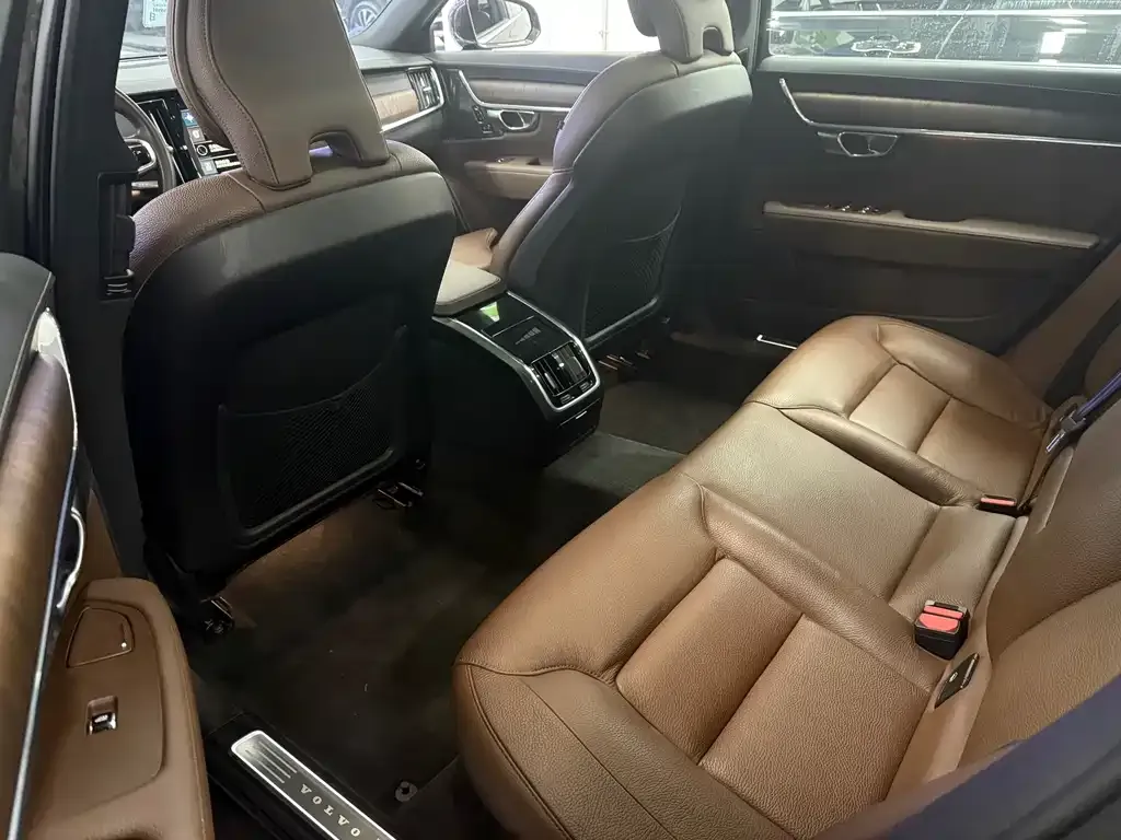 Volvo S90 2021 из CN, фото 7