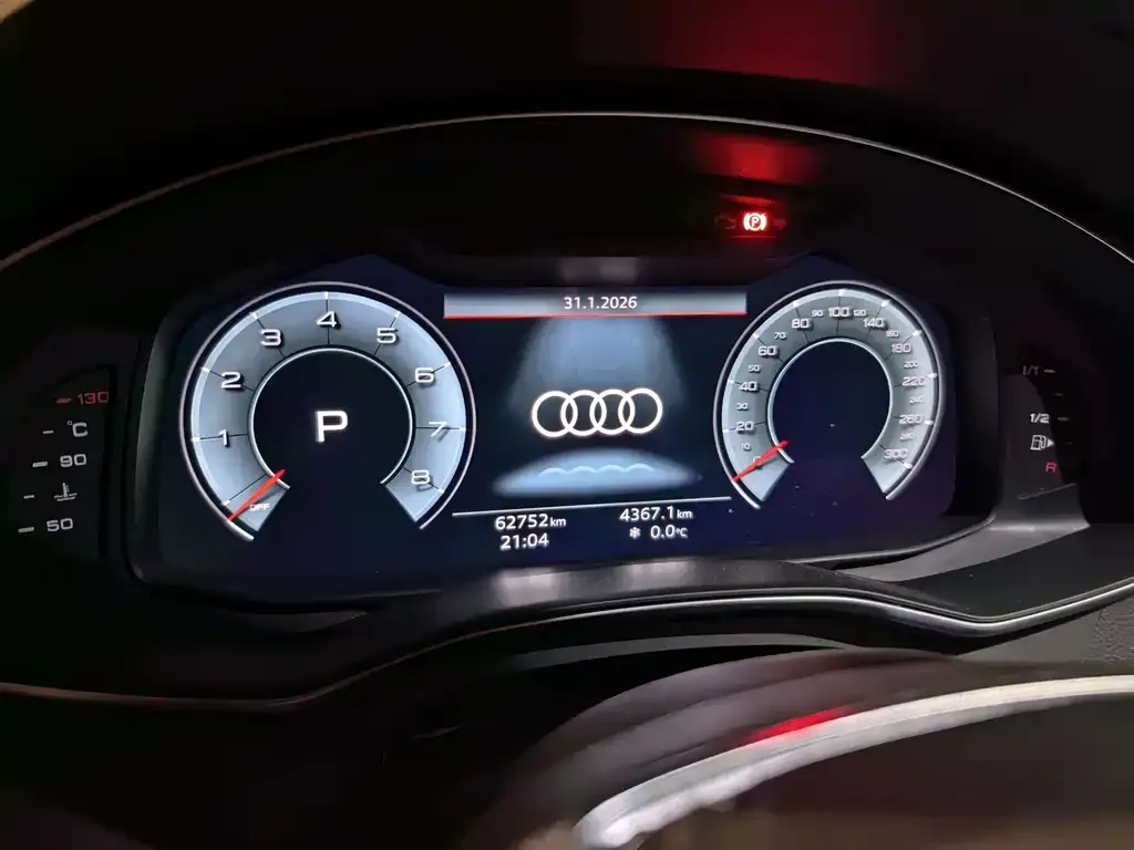 Audi A6L 2022 из CN, фото 2