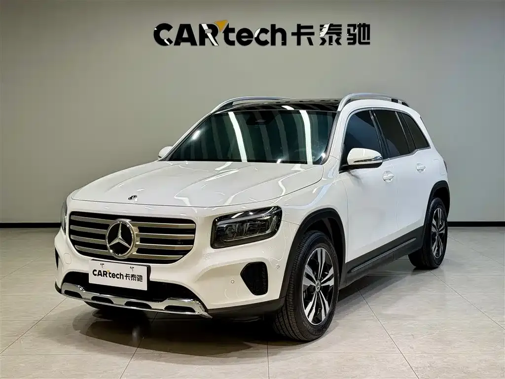 Mercedes-Benz GLB — фото 1