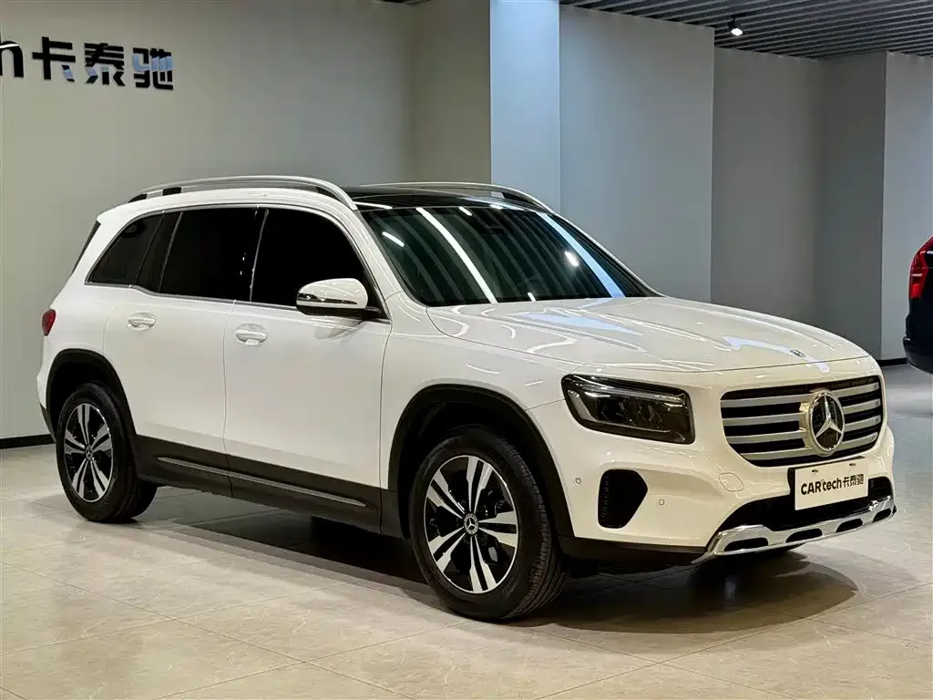 Mercedes-Benz GLB — фото 2