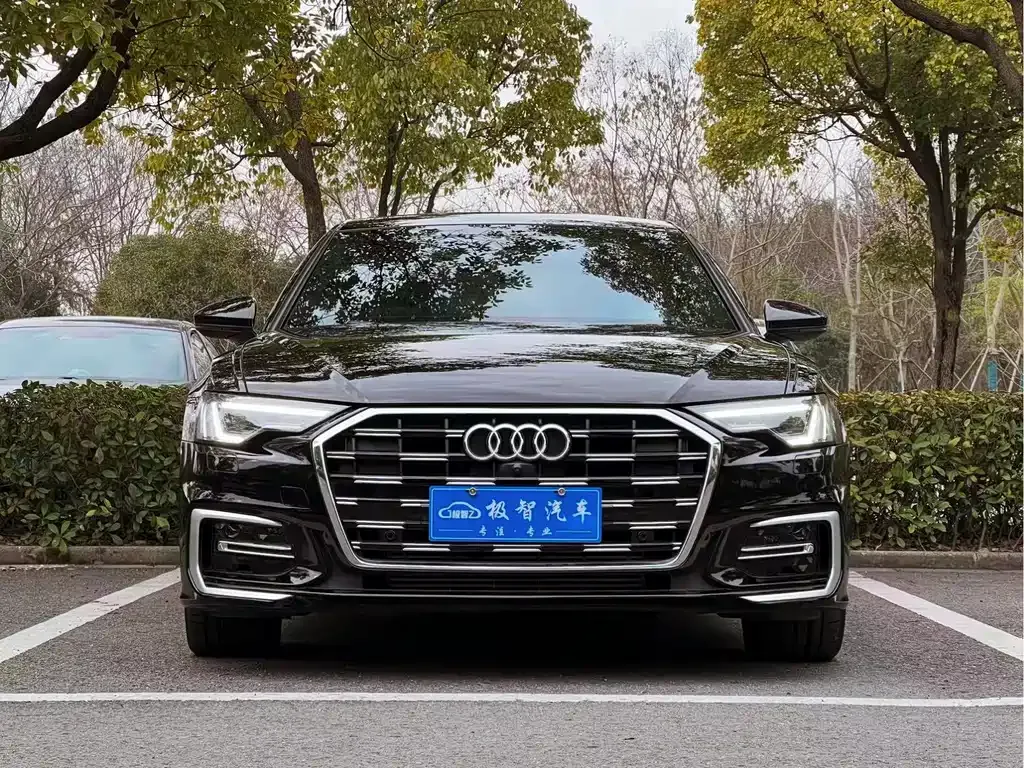 Audi A6L — фото 7