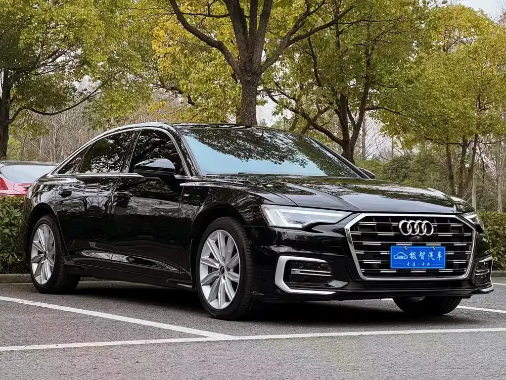Audi A6L — фото 5