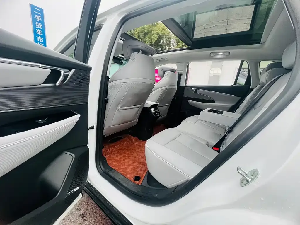 Buick E5 2024 из CN, фото 3