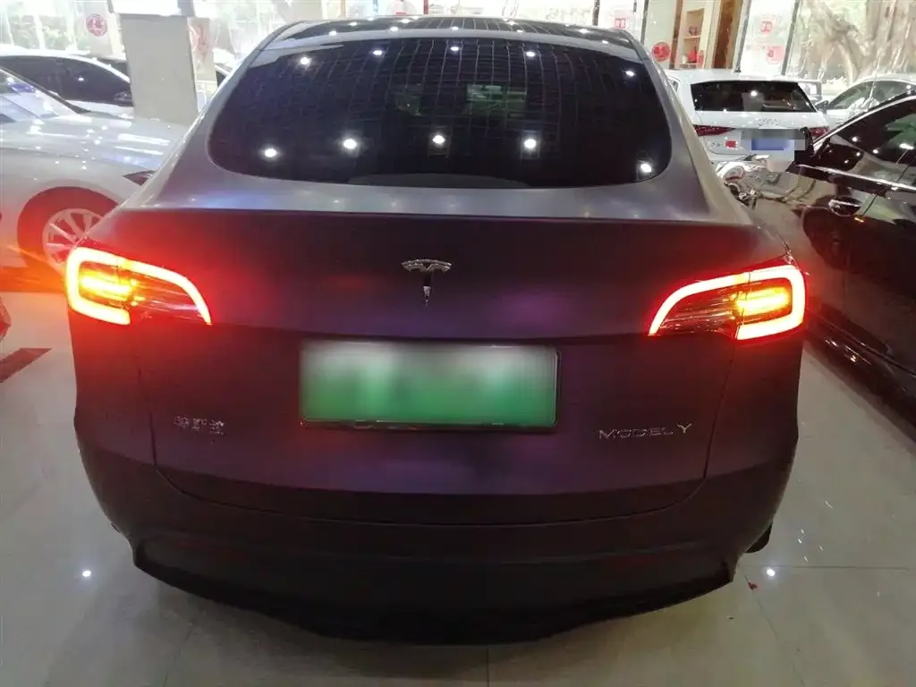 Tesla Model Y 2024 из CN, фото 7