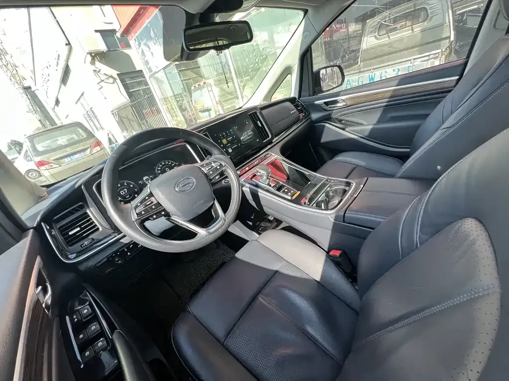 GAC Motor Trumpchi M8 — фото 3
