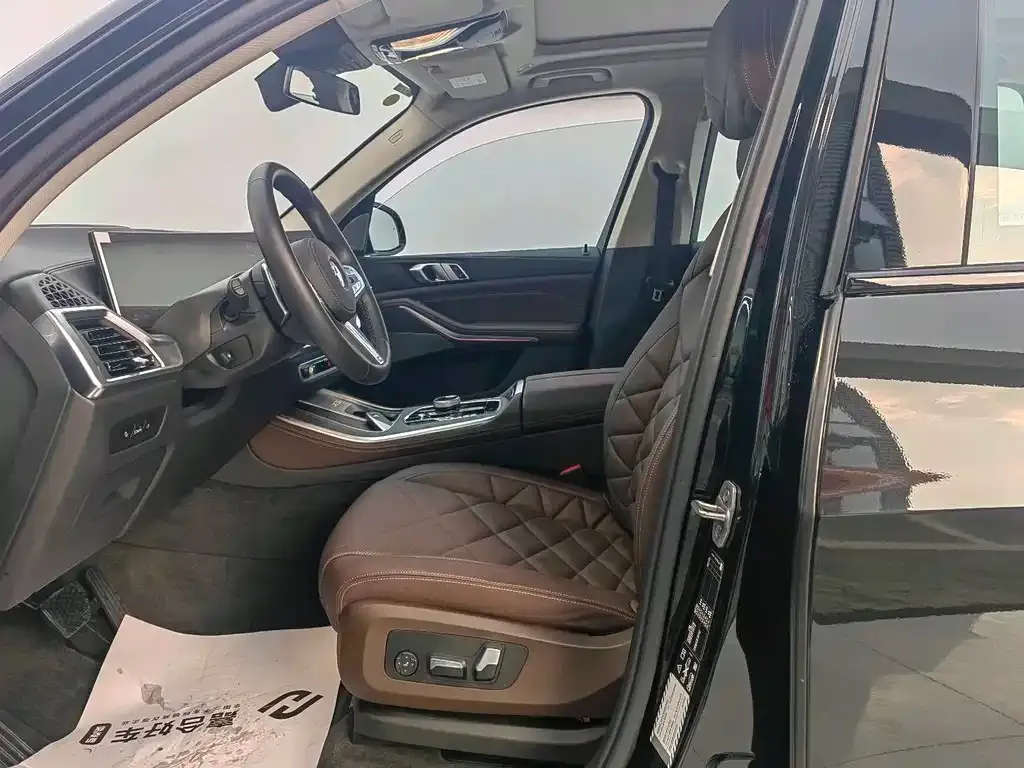 BMW X5 2025 из CN, фото 2