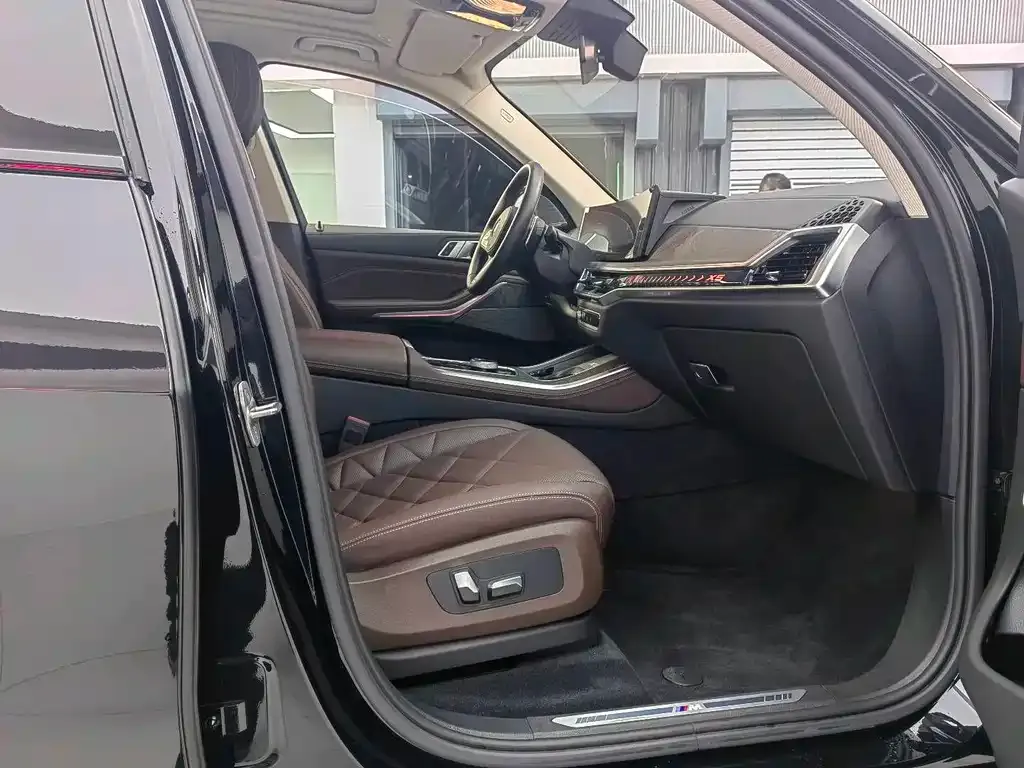 BMW X5 2025 из CN, фото 6