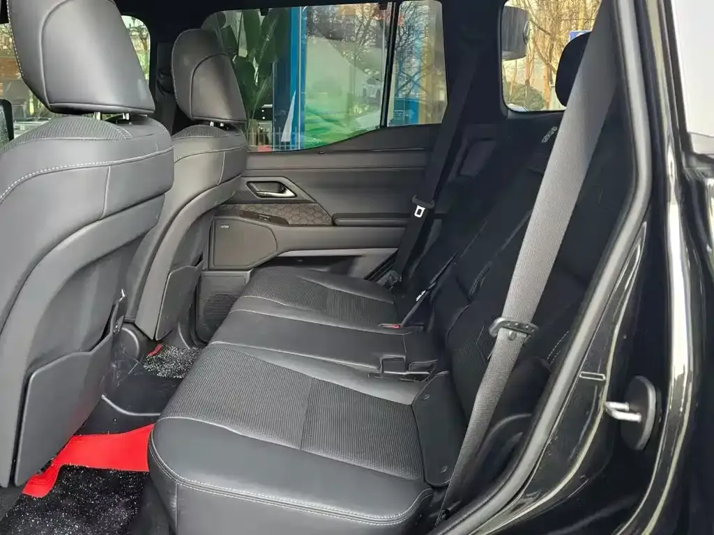 Lexus GX 2024 из CN, фото 3