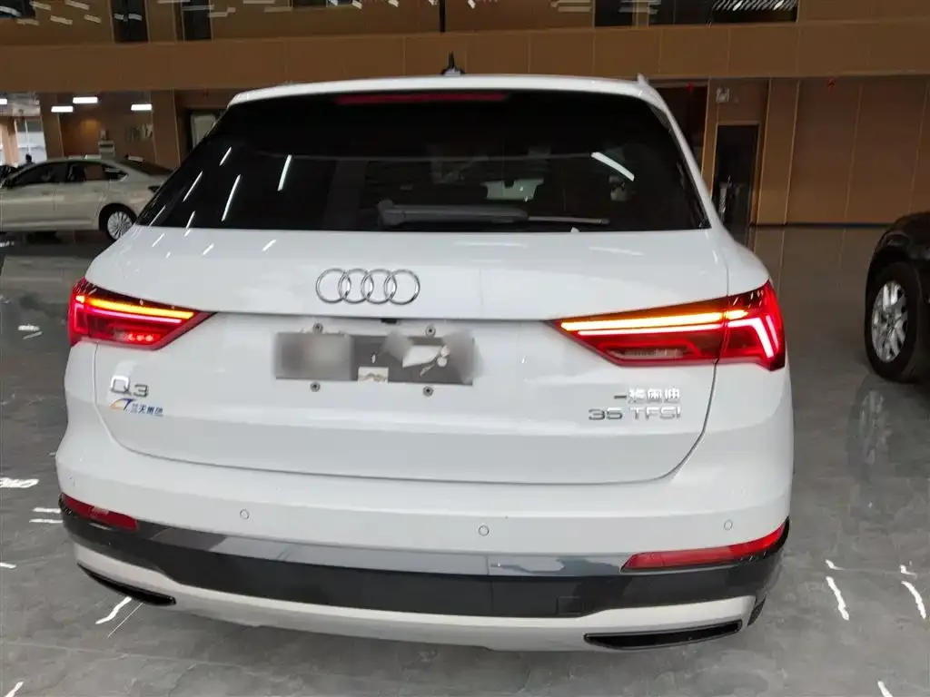 Audi Q3 2021 из CN, фото 2