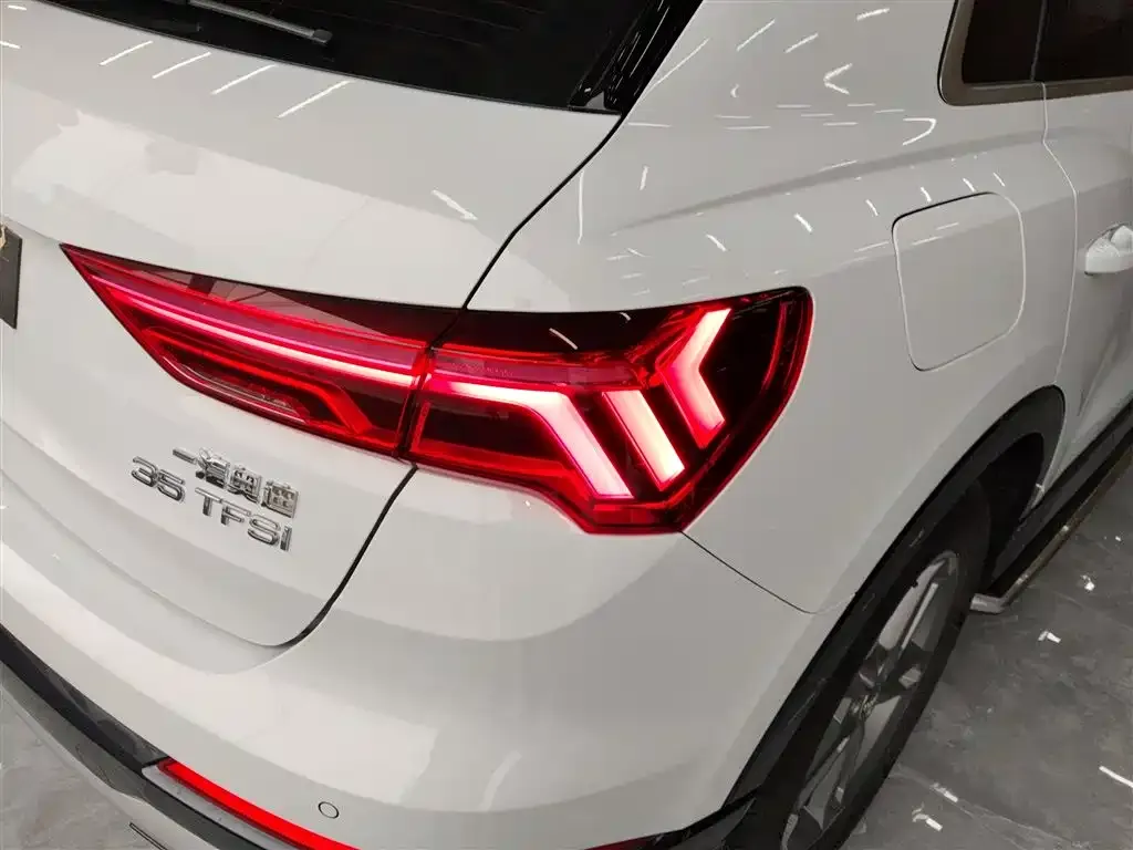 Audi Q3 2021 из CN, фото 3