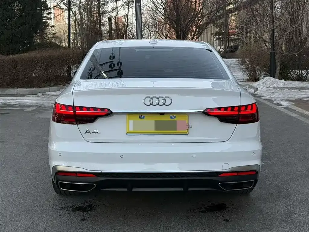 Audi A4L 2024 из CN, фото 3