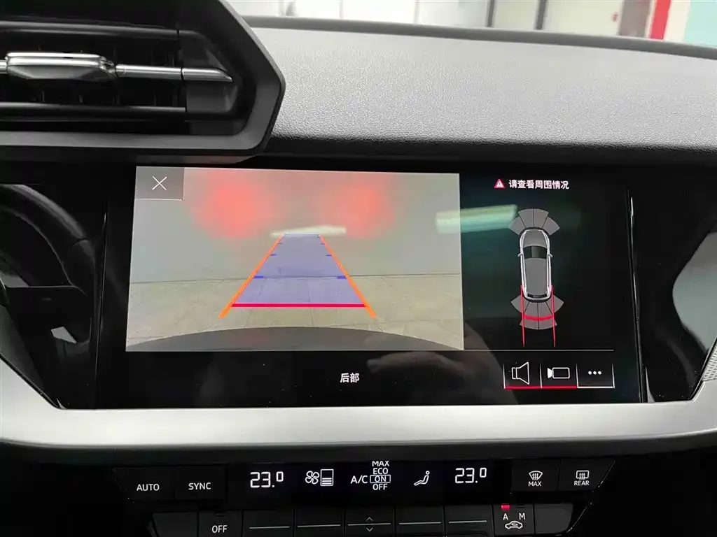 Audi A3 2023 из CN, фото 3